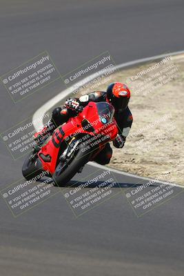 media/Jul-13-2025-Pacific Track Time (Sun) [[819660bca7]]/B Group/1120am (Turn 2)/